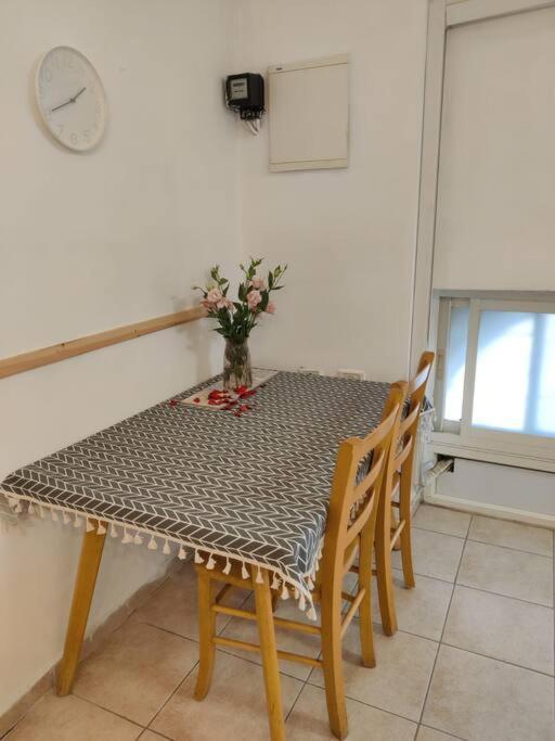 דירה לזוג על שוק מחנה יהודה Apartamento Jerusalén Exterior foto