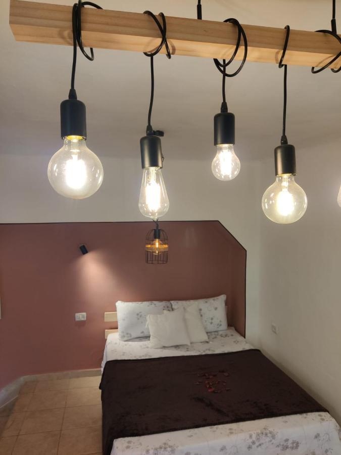 דירה לזוג על שוק מחנה יהודה Apartamento Jerusalén Exterior foto